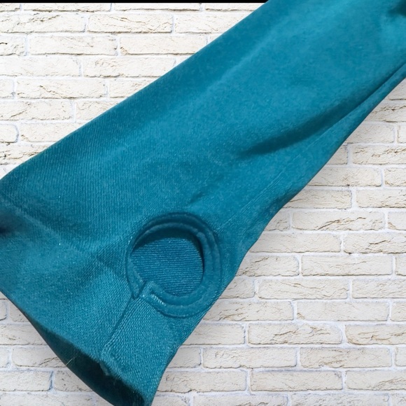 NWT JoyLab Long sleeve with thumb holes Size XS - Picture 3 of 6